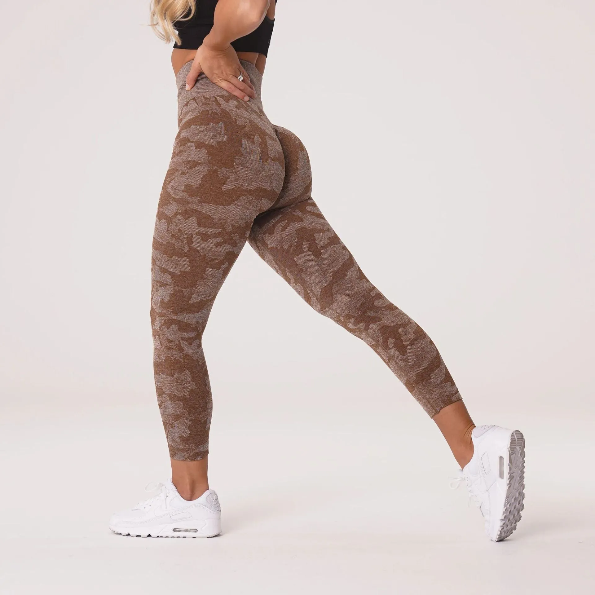 Comfy Camo Seamless Tights