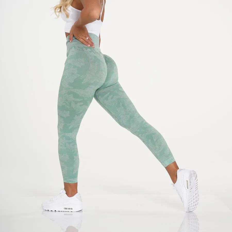 Comfy Camo Seamless Tights